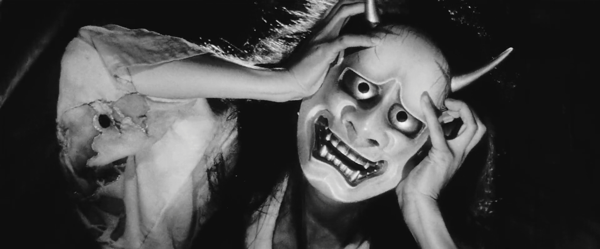 Black Cats and Monster Masks: The Other Side of Horror in 'Onibaba' (1964)  and 'Kuroneko' (1968) – Flip Screen