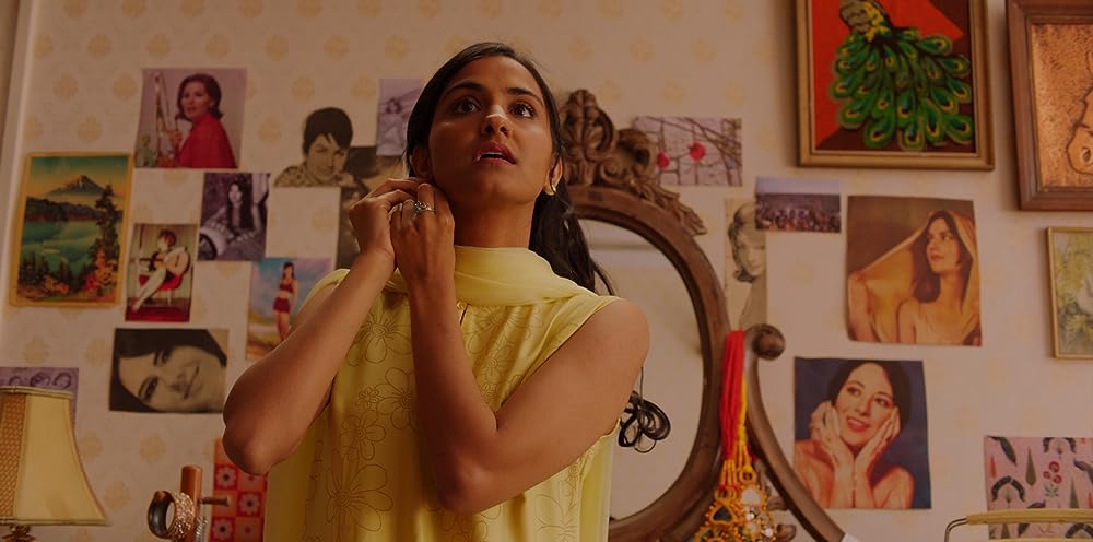 TIFF 2023 REVIEW: ‘The Queen of My Dreams’ (2023) Depicts Mommy Issues in Contemporary Karachi and Beyond